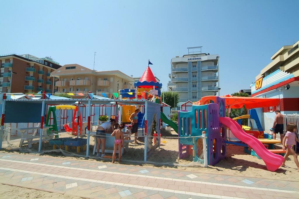 Hotel Arizona Riccione Exterior foto